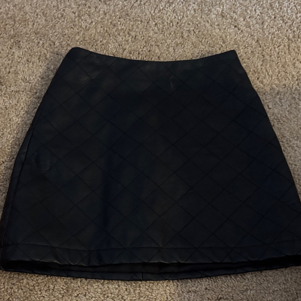 BB Dakota by Steve Madden Black Textured Mini Skirt